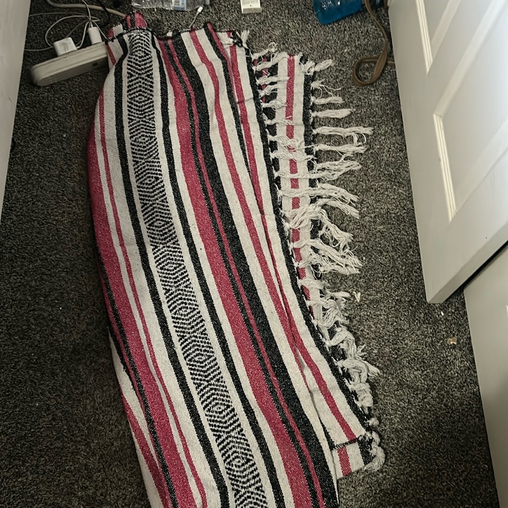 pink mexican style blanket